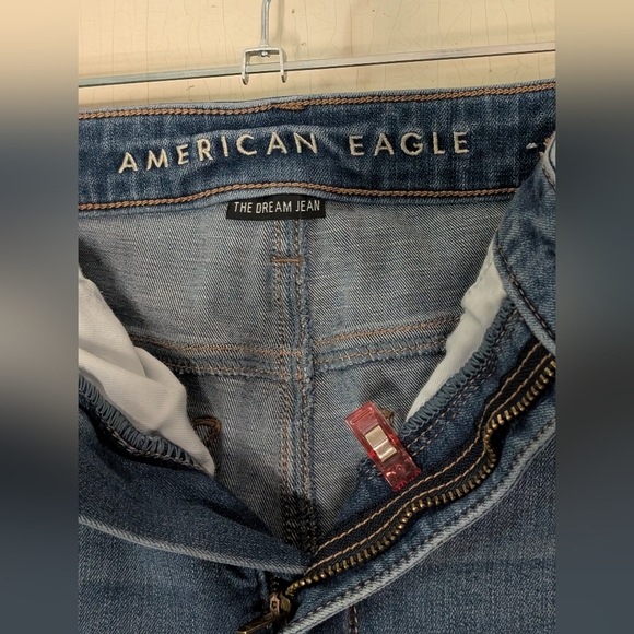 2/$40 American Eagle Outfitters Blue Straight Leg Jeans - Picture 3 of 4
